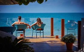 Solar Beach Hotel